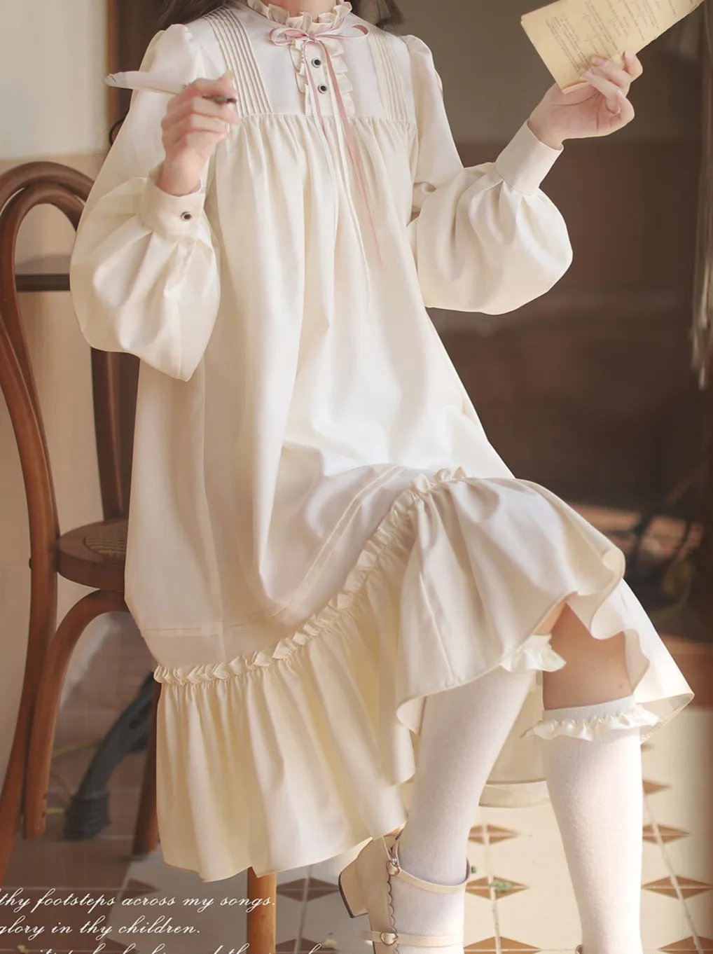 Badge Pink Frilled Doll   Lolita   Dress Off-White Coat Collar
