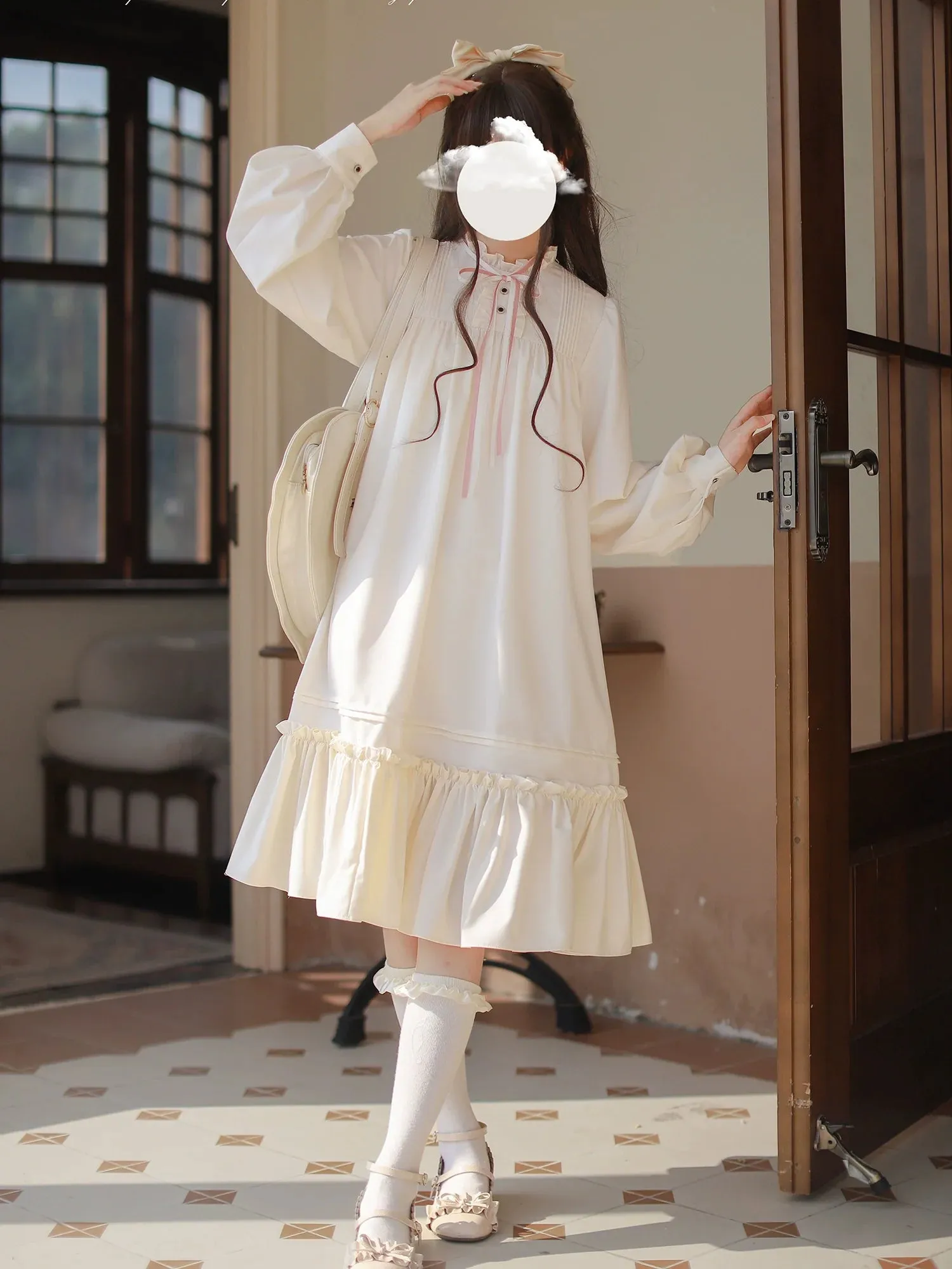 Badge Pink Frilled Doll   Lolita   Dress Off-White Coat Collar