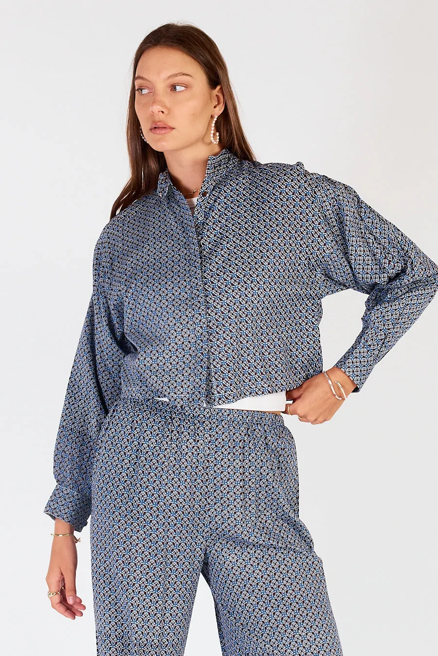 Cowgirl Surfer Aava Shirt Navy