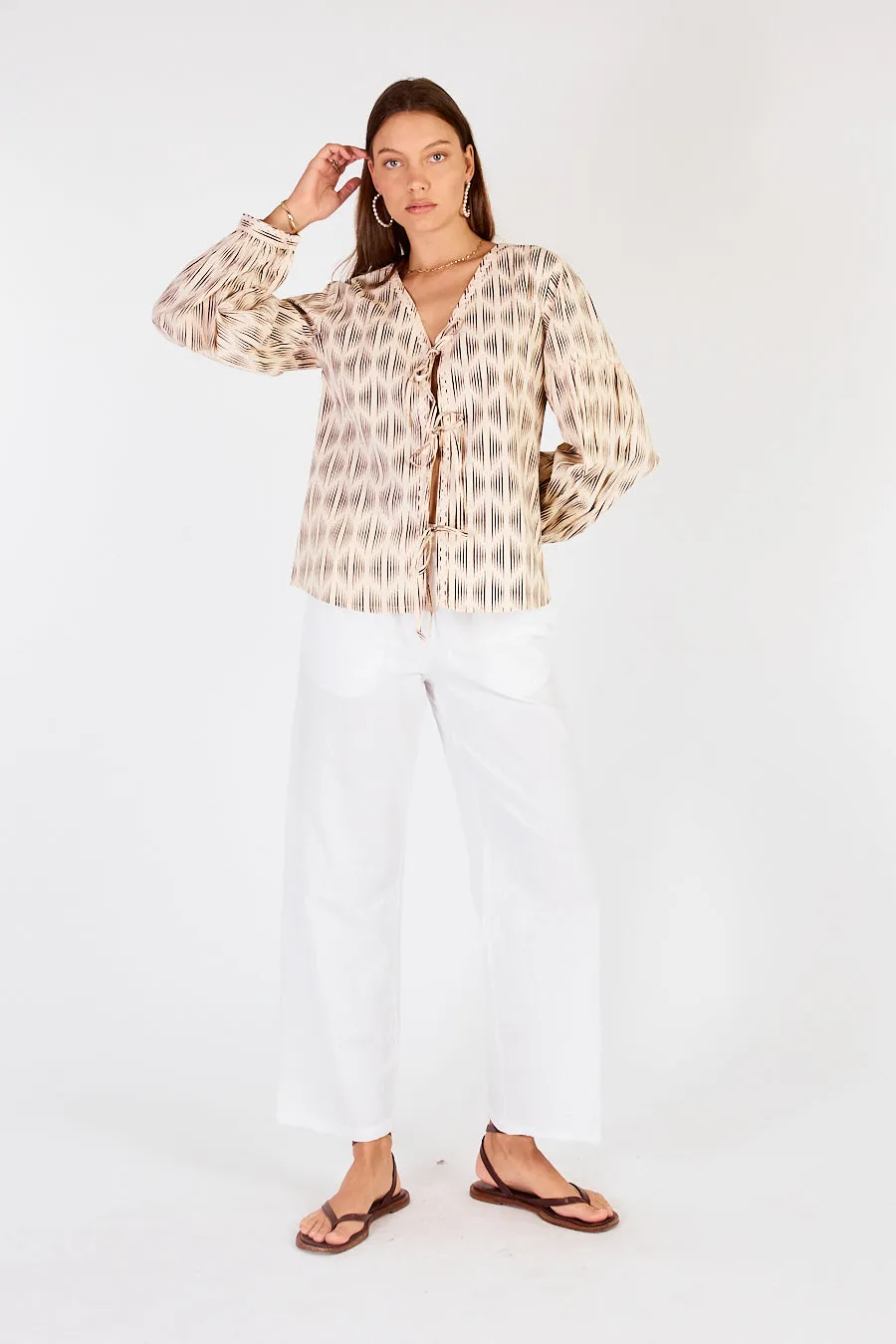 Cowgirl Surfer Mano Tie Shirt Cream