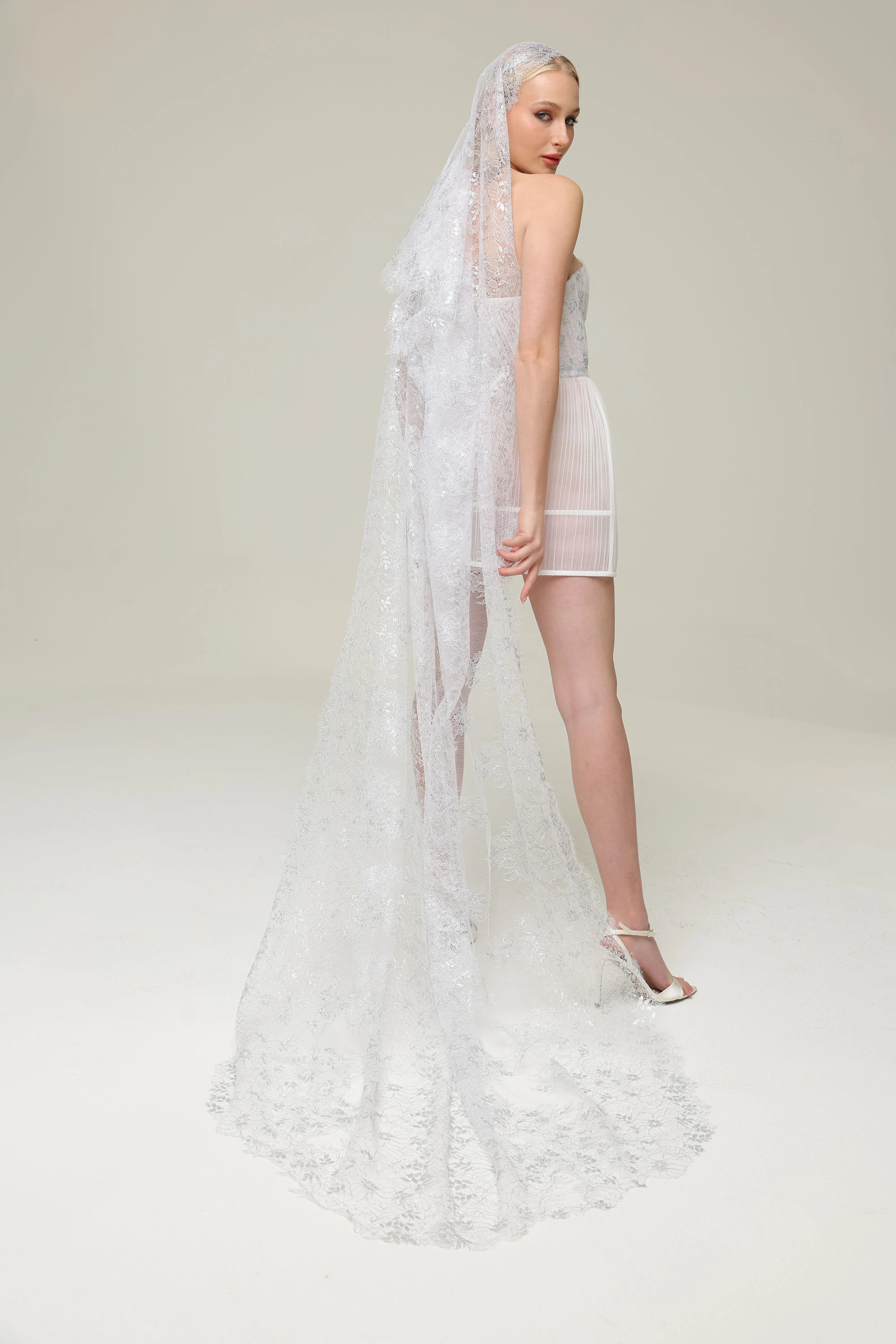 French Leavers Lace Veil - Rent Only