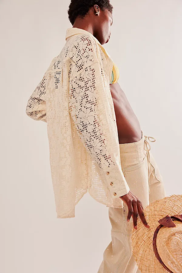 IN YOUR DREAMS LACE BUTTONDOWN