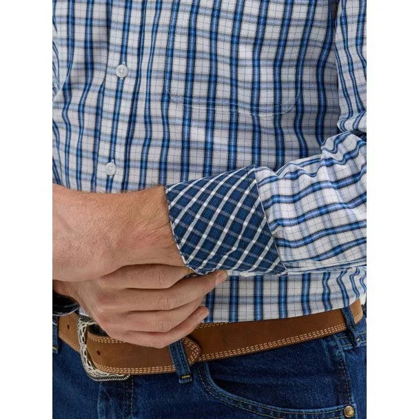 Men's Wrangler® George Strait™ Long Sleeve Button Down Two Pocket Shirt 112356613