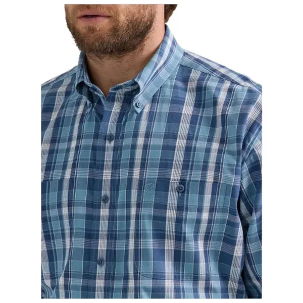 Men's Wrangler® George Strait Two Pocket Long Sleeve Shirt 112352738