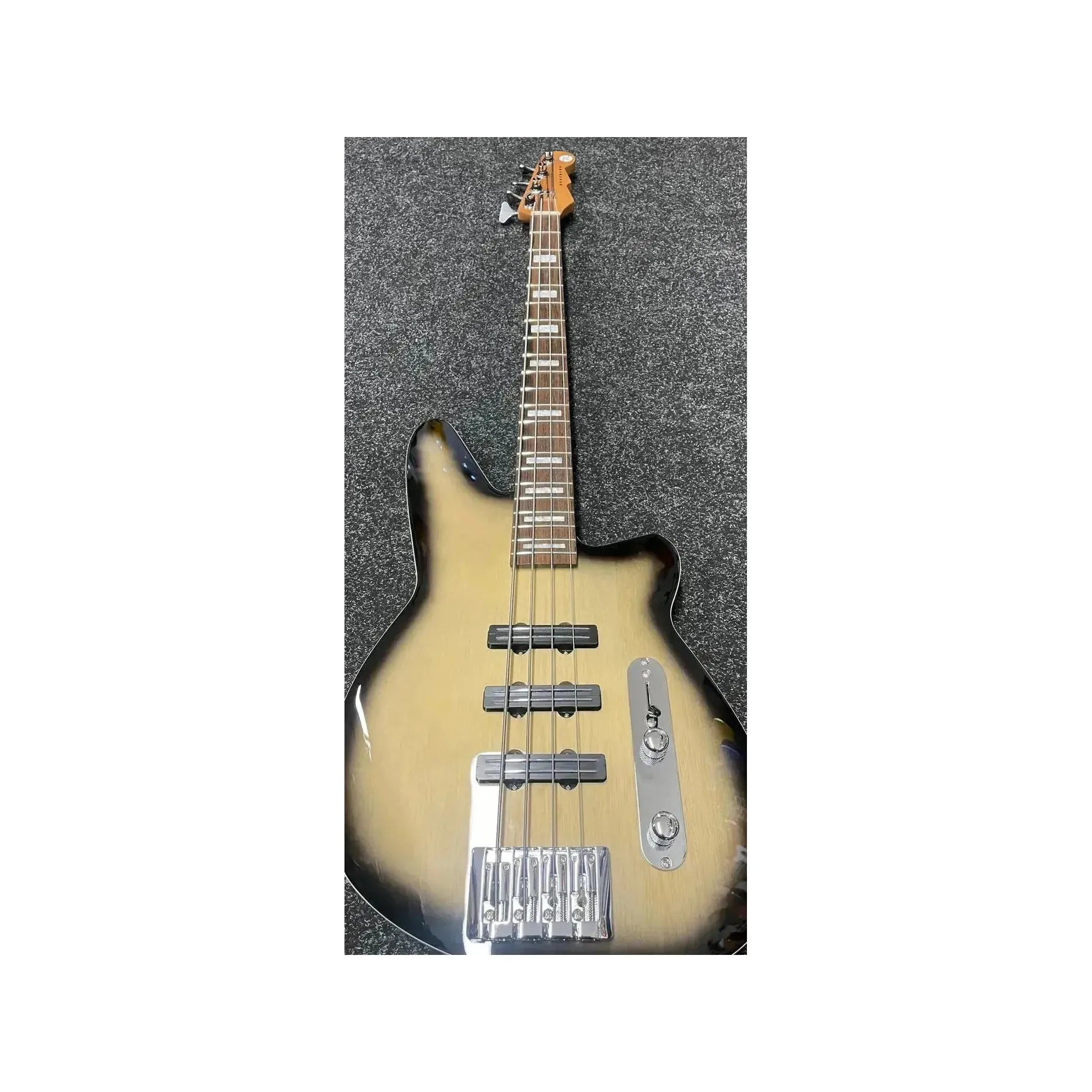 Reverend Triad Bass Korina Burst (Jazz Style) Pre-Owned