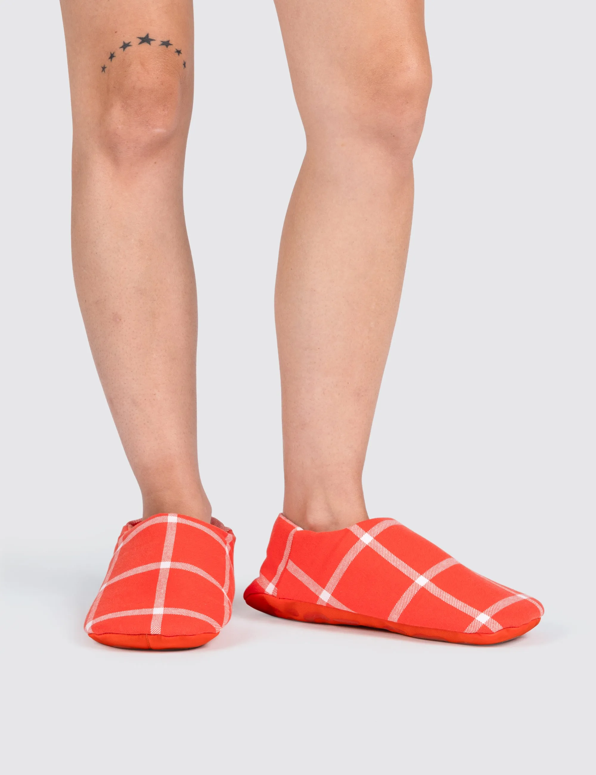 Tomato Grid Slippers